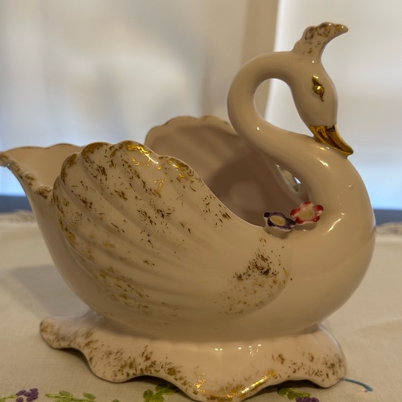 Vintage Pink Swan Planter Japan - Picture 4 of 12